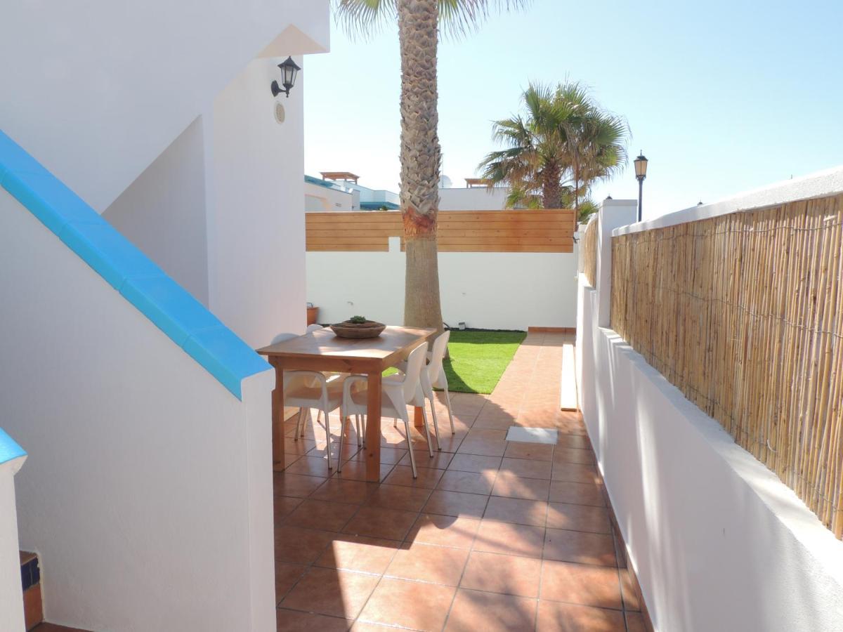 View , Beach House , By Mahbovillas Corralejo Exterior photo